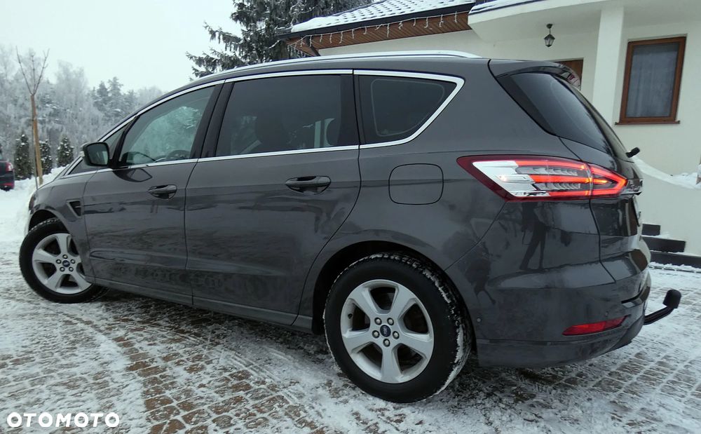 Ford S-Max - 9