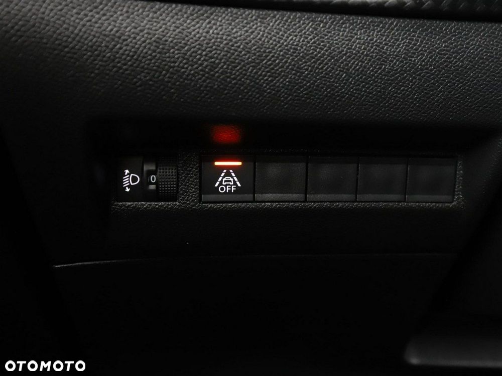 Peugeot 2008 1.5 BlueHDi Allure S&S - 38