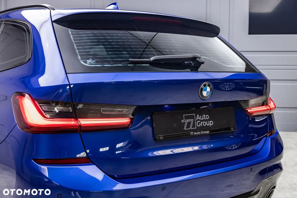 BMW Seria 3 320d xDrive M Sport sport - 38