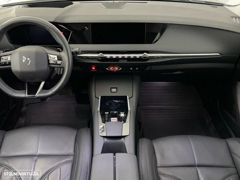 DS DS4 1.6 PureTech Rivoli EAT8 - 10