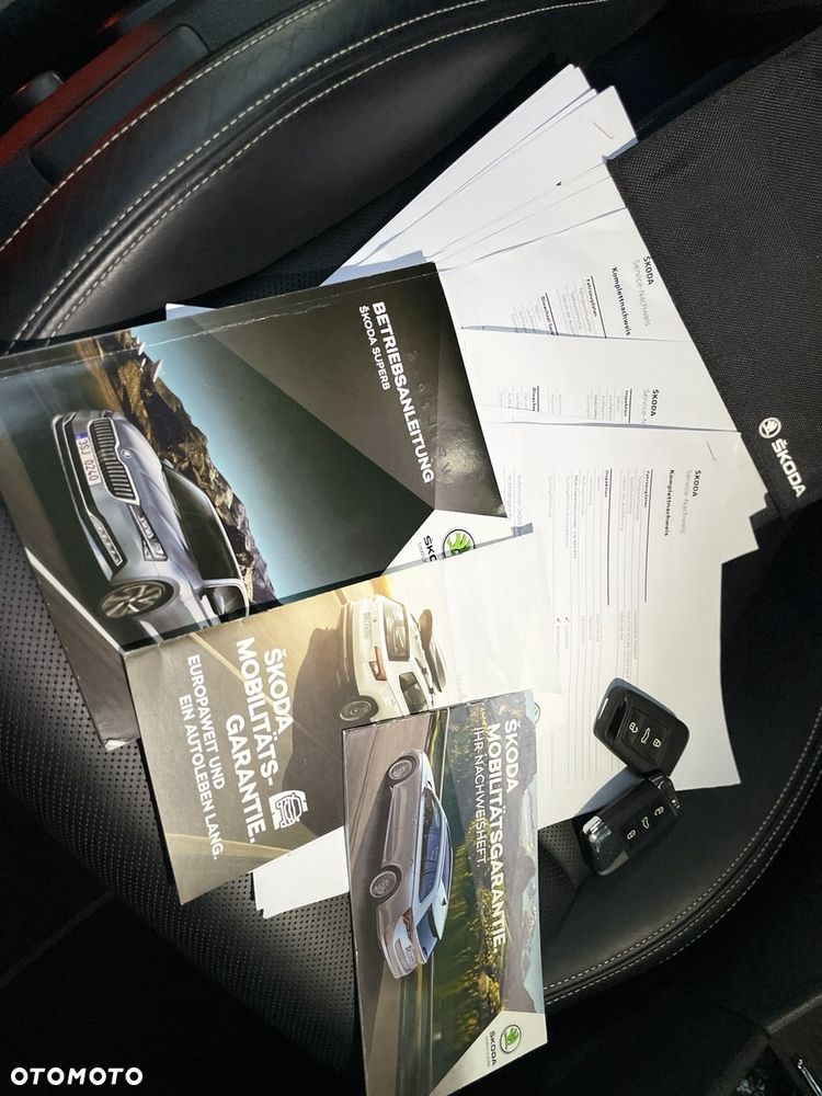 Skoda Superb 2.0 TDI SCR L&K DSG - 39