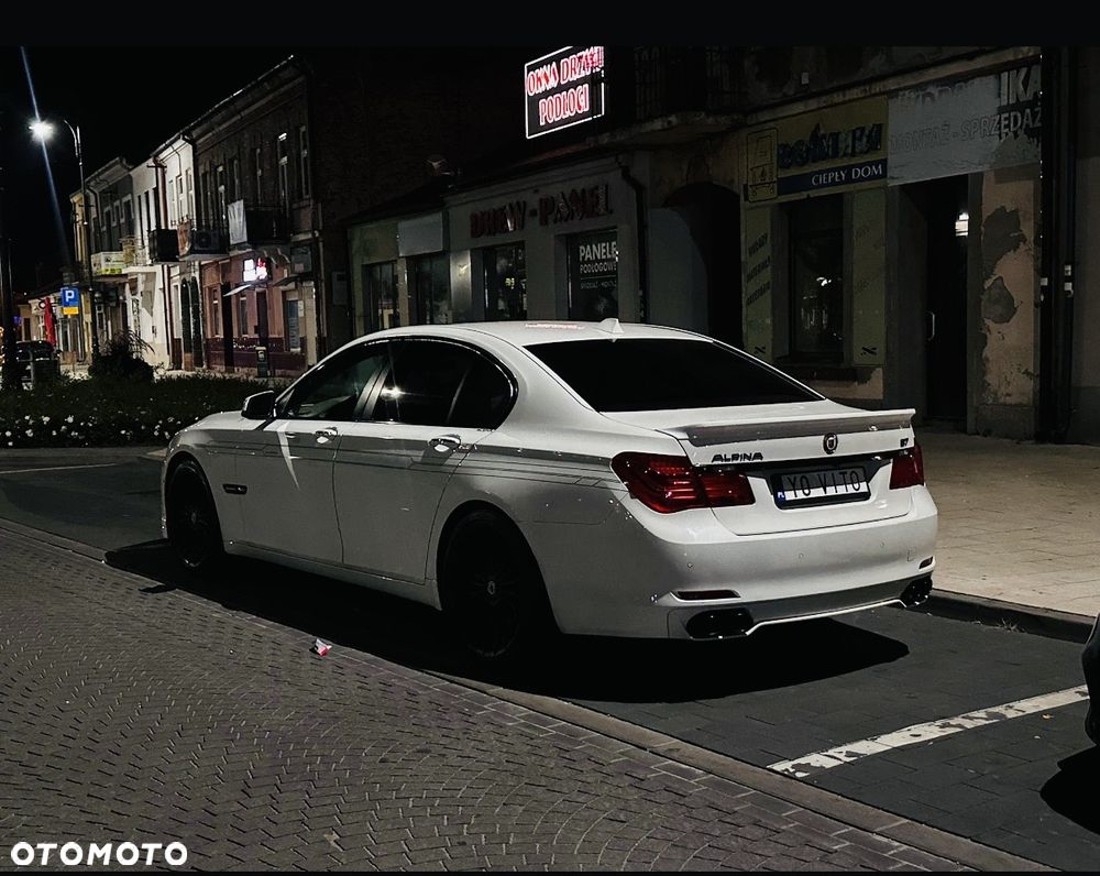 BMW Seria 7 - 10