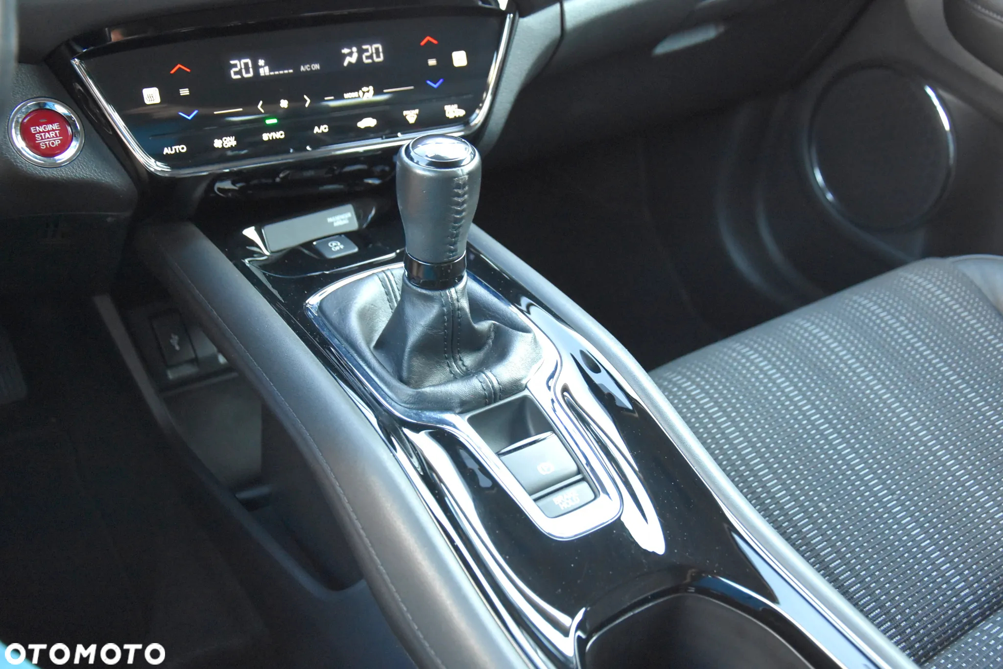 Honda HR-V 1.5 i-VTEC Executive - 34
