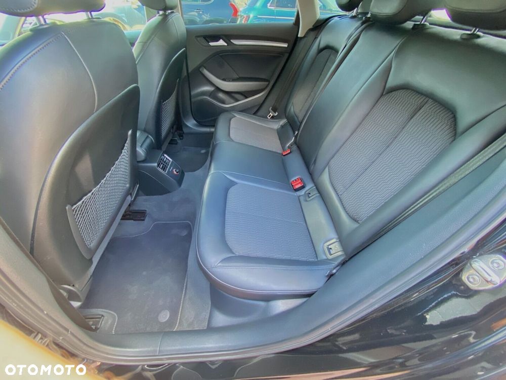 Audi A3 Sportback - 13
