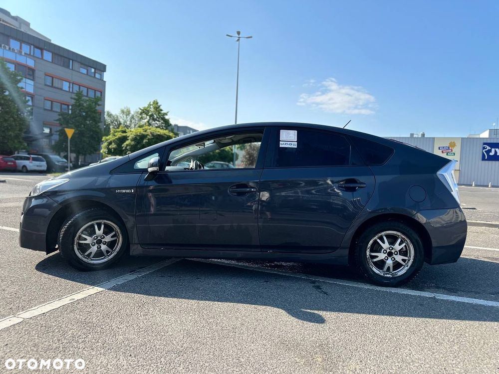 Toyota Prius 1.5 VVT-i Prestige - 7