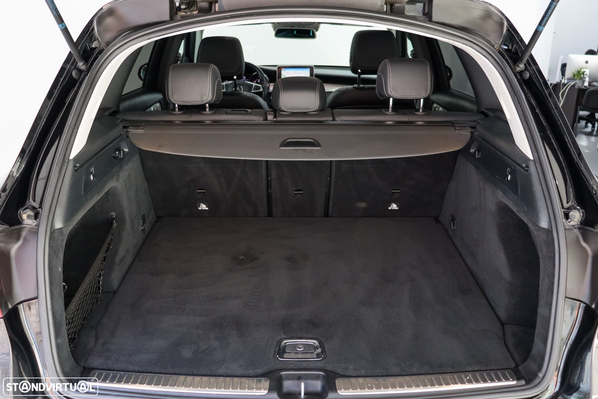Mercedes-Benz GLC 250 d AMG Line 4-Matic - 36