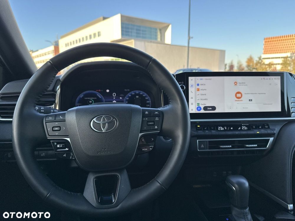 Toyota Camry - 20