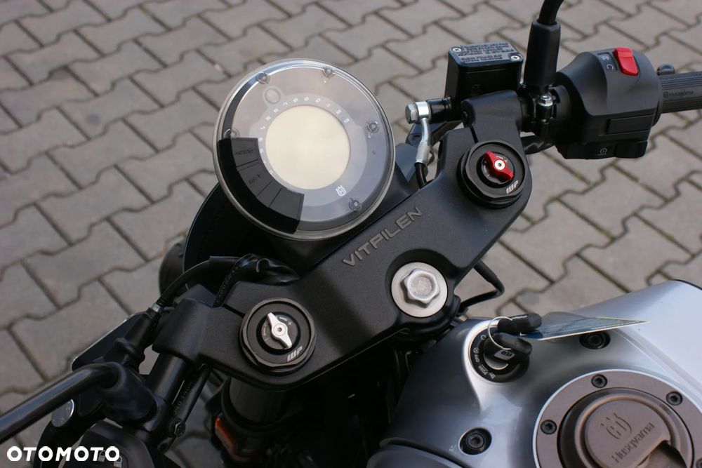 Husqvarna Vitpilen - 16