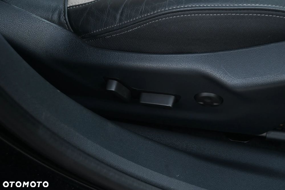 Peugeot 508 2.0 BlueHDi Allure S&S - 33