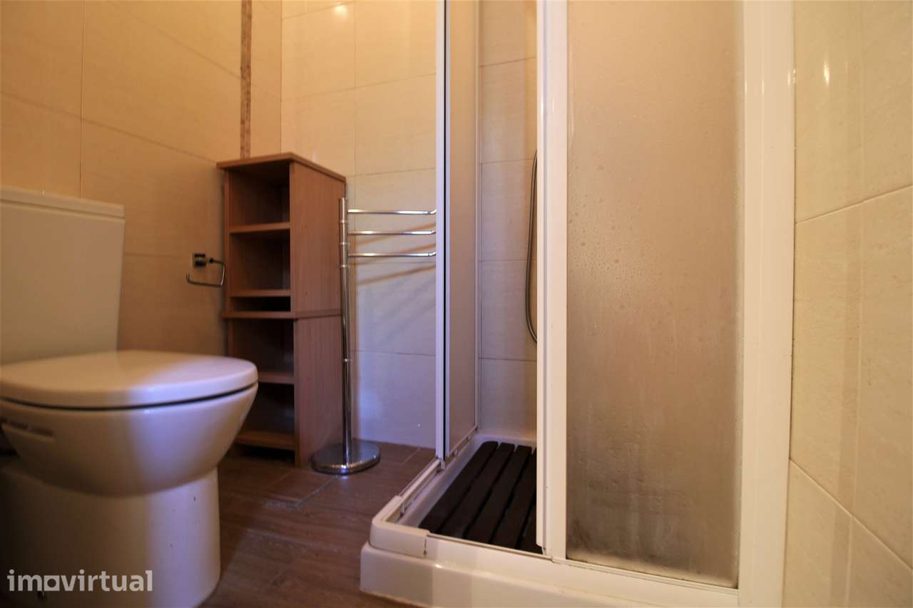 Apartamento T4 Faculdade de Desporto - Grande imagem: 4/15