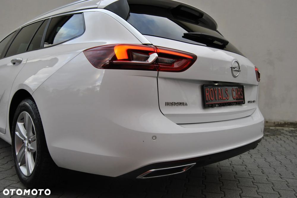 Opel Insignia Sports Tourer 2.0 BiTurbo Diesel 4x4 Innovation - 20