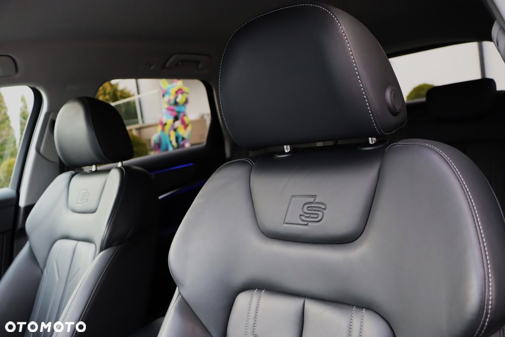 Audi A6 Avant 55 TFSI e quattro S tronic S line - 27