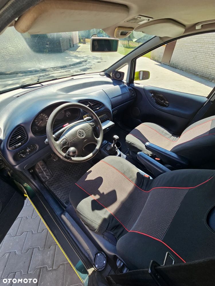 Volkswagen Sharan - 18