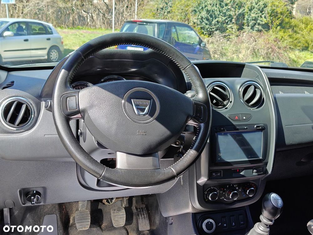 Dacia Duster 1.6 Blackstorm 4x4 - 19