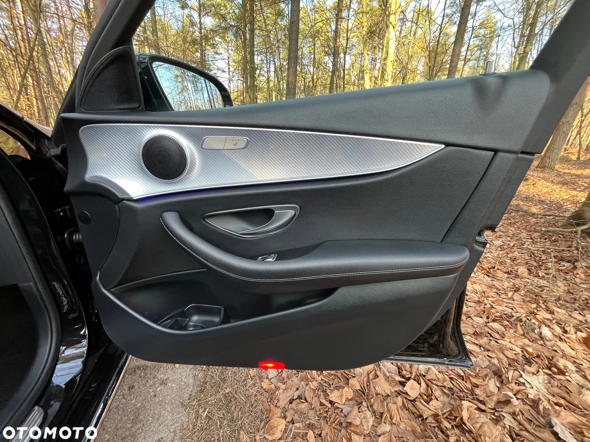 Mercedes-Benz Klasa E 200 d T 9G-TRONIC - 22