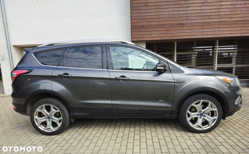 Ford Kuga - 5