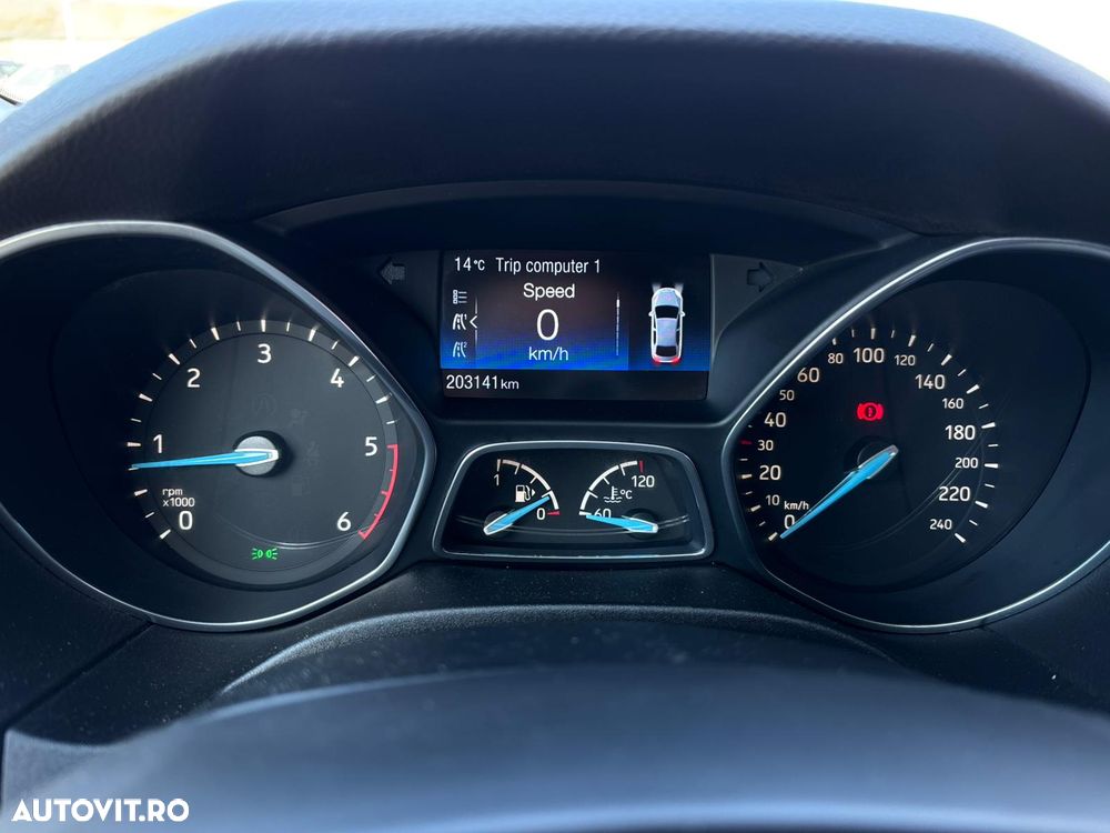 Ford Focus 1.5 EcoBlue Titanium Business - 19