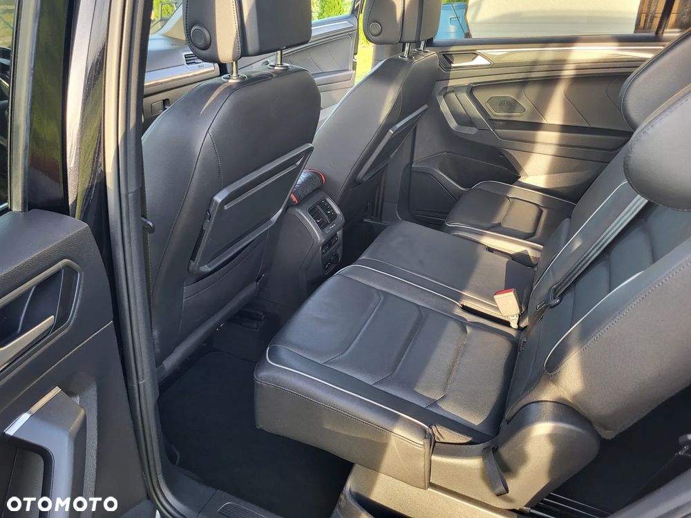 Volkswagen Tiguan Allspace 2.0 TSI 4Mot Highline DSG - 18
