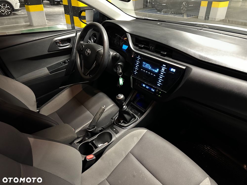 Toyota Auris 1.6 Active - 8