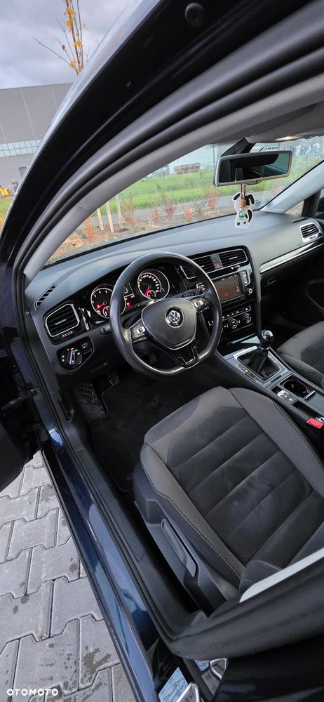 Volkswagen Golf - 13