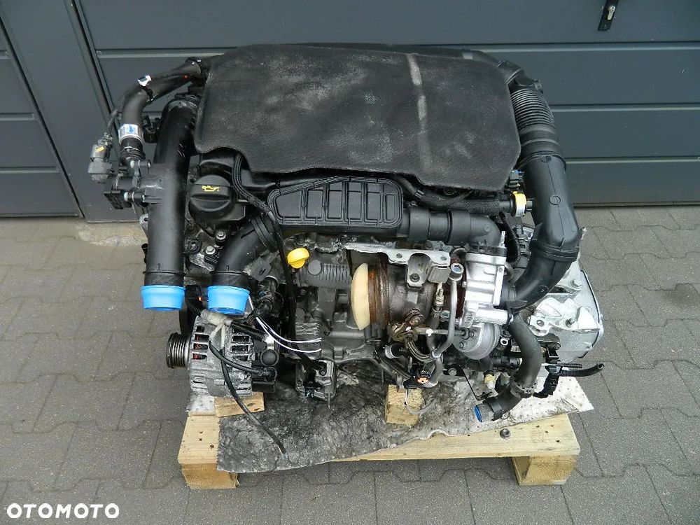 SILNIK 1.2 TURBO HN02 HNY CITROEN/PEUGEOT KOMPLETNY - 1