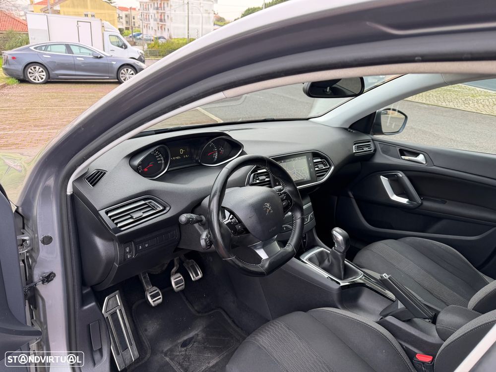 Peugeot 308 SW 1.6 BlueHDi Style - 16