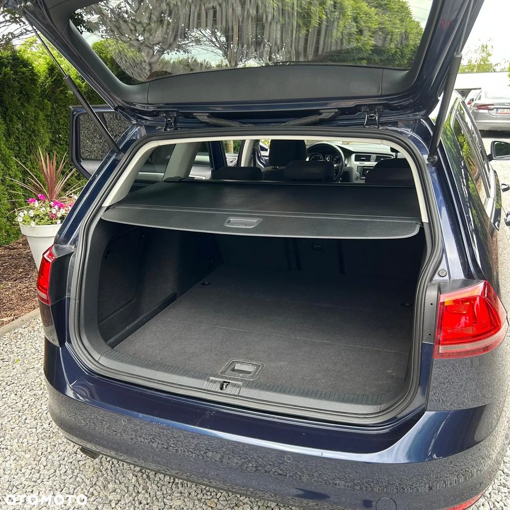 Volkswagen Golf 1.6 TDI BMT Comfortline - 22
