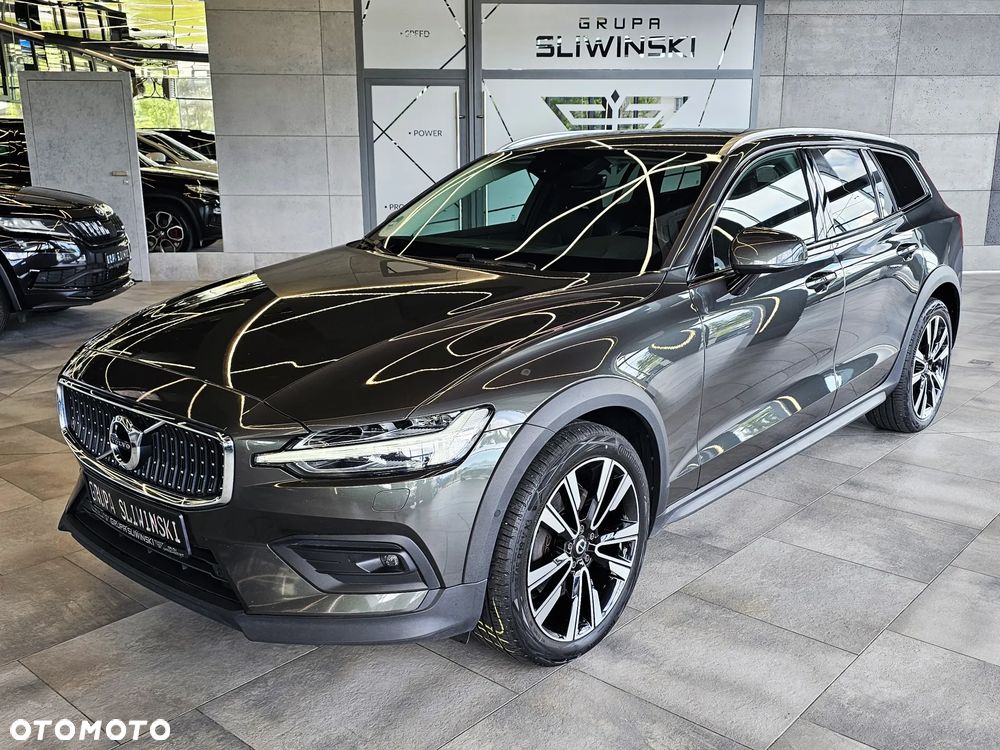 Volvo V60 Cross Country B4 D AWD Geartronic - 3