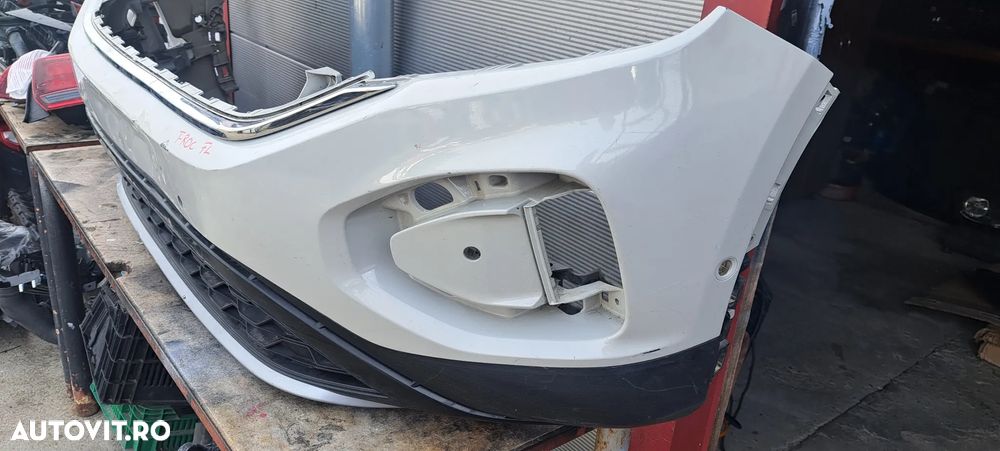 Bara fata Volksvagen T-Roc Facelift - 3