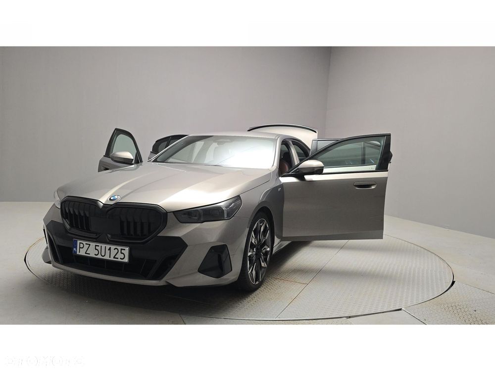 BMW Seria 5 - 15