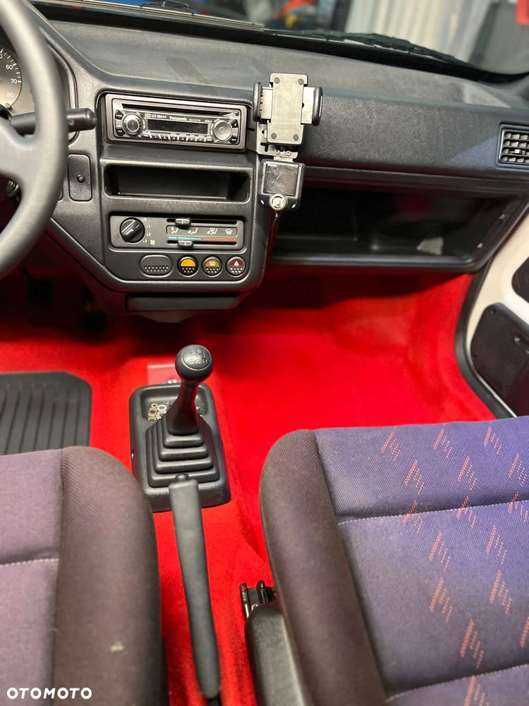 Peugeot 106 - 21