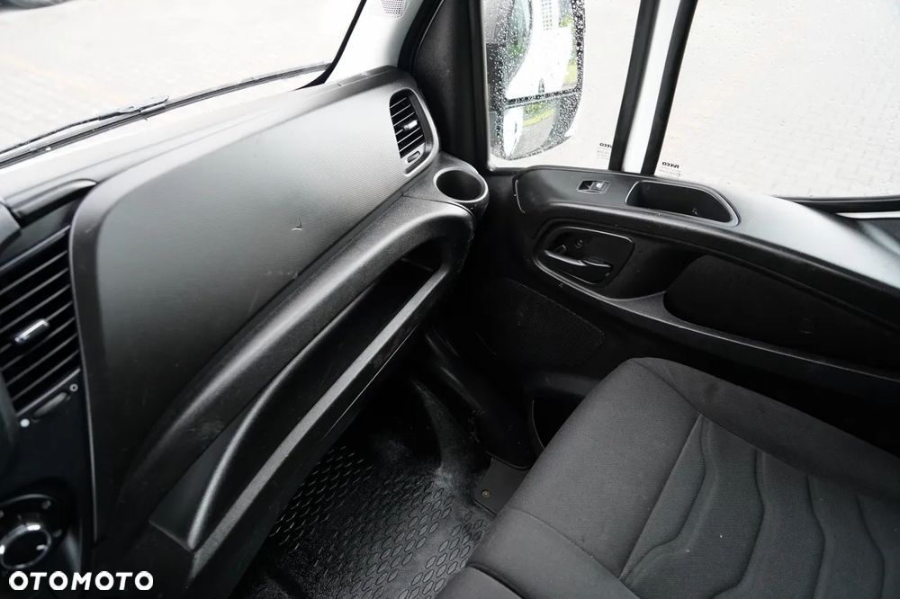 Iveco DAILY 35-130 / WYWROTKA TYLNOZSYPOWA / BLIŹNIAK / MANUAL / BEZ ADBLUE - 32