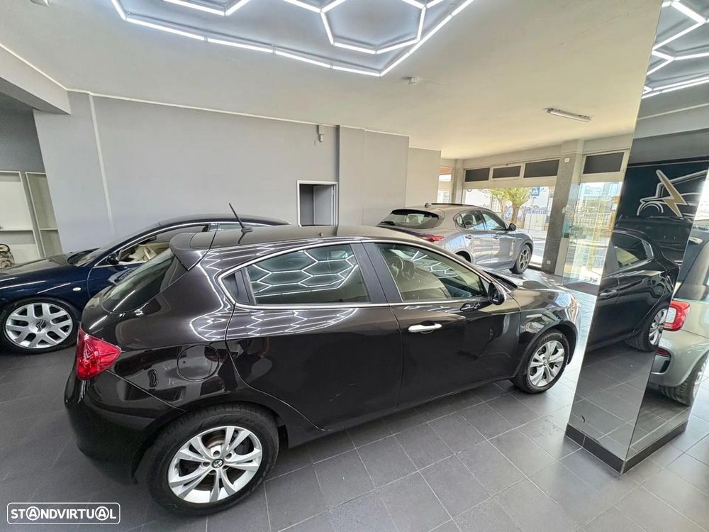 Alfa Romeo Giulietta 2.0 JTDm Distinctive TCT - 42