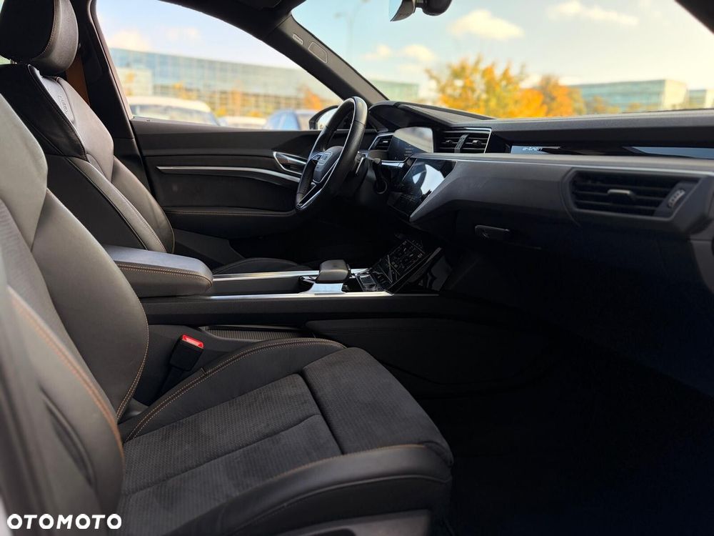 Audi e-tron Sportback - 20