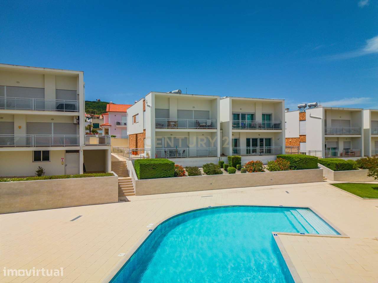 Apartamento T2 Condomínio Fechado Vista Baía - Grande imagem: 2/24