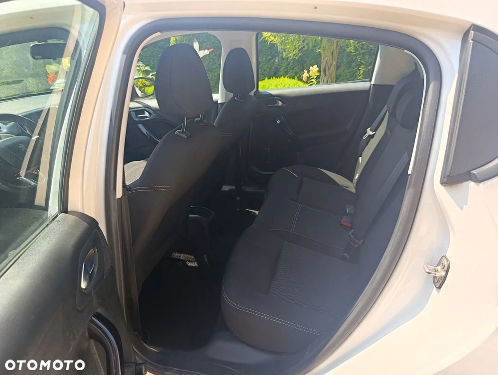 Peugeot 208 BlueHDi 100 Active - 10