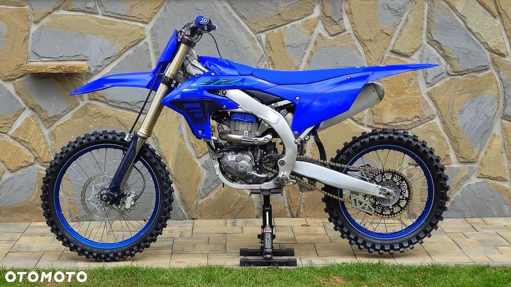 Yamaha YZ - 19