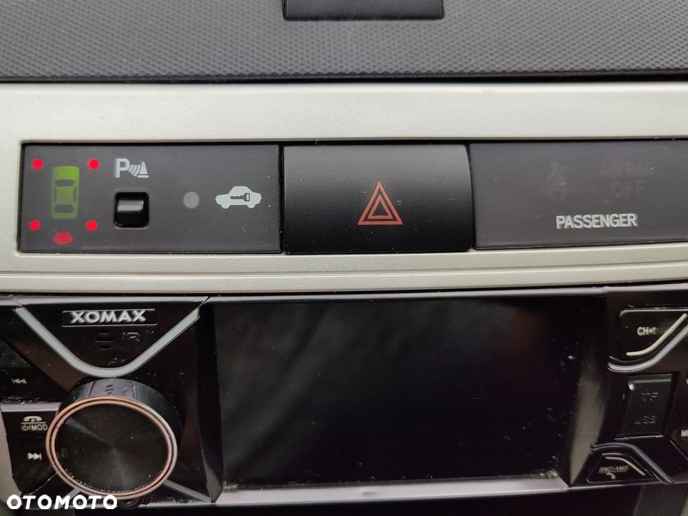 Toyota Corolla Verso - 8