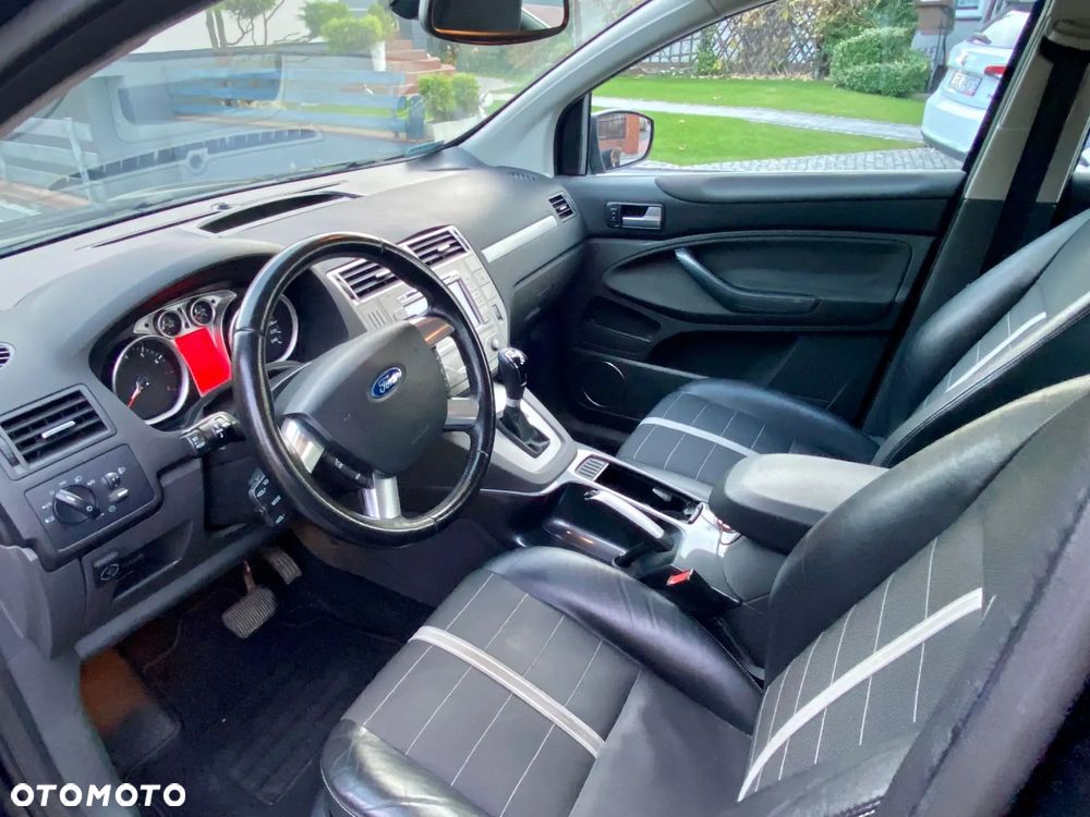 Ford Kuga 2.5 4x4 Titanium - 18