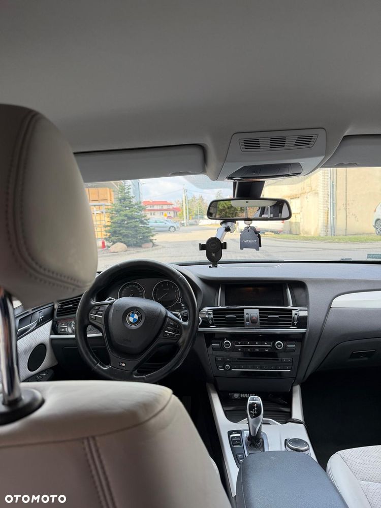 BMW X4 xDrive28i - 12