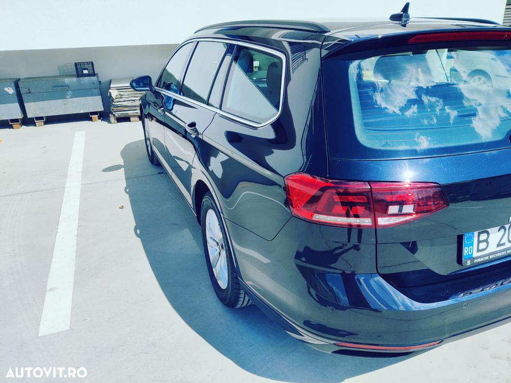 Volkswagen Passat - 4