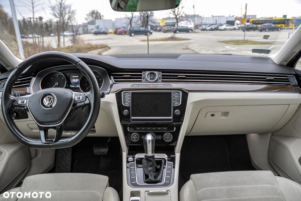 Volkswagen Passat 2.0 TDI BMT Highline DSG7 - 10