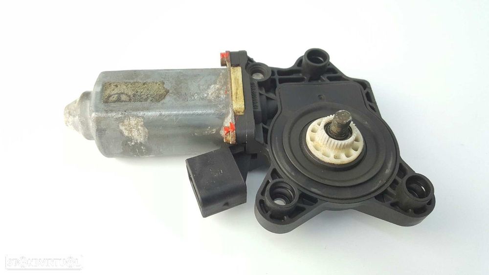 MOTOR ELEVADOR FRENTE ESQUERDO MERCEDES CLASE S (W220) BERLINA 320 CDI (220.026) - 7