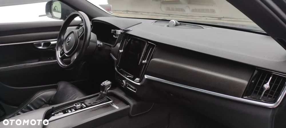 Volvo V90 Cross Country D5 AWD Geartronic Pro - 28