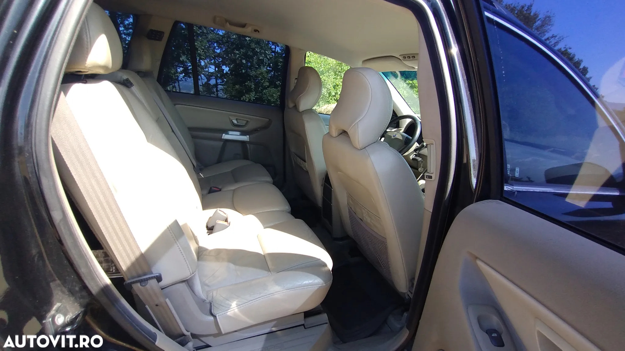 Volvo XC 90 2.4 D Aut. 7 locuri - 16