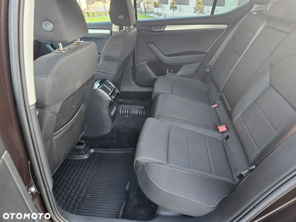 Skoda Superb 1.8 TSI Ambition - 8