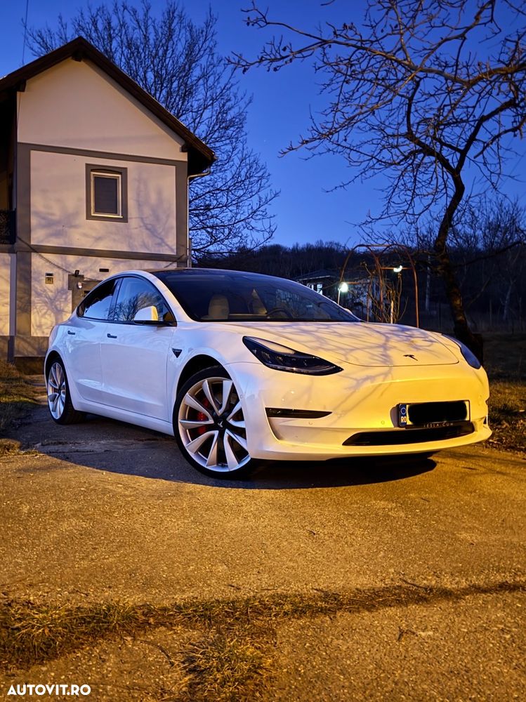 Tesla Model 3 Langstreckenbatterie Allradantrieb Dual Motor Performance - 1