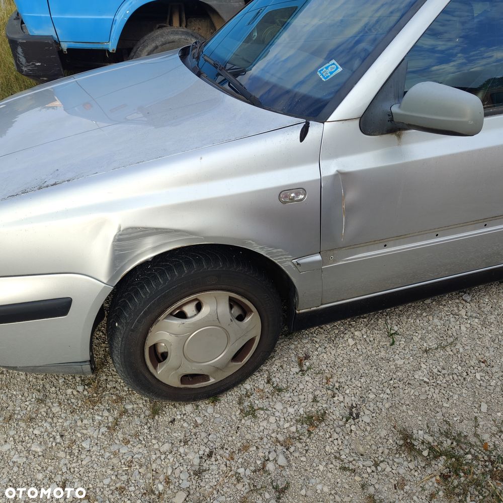 Volkswagen Golf Cabrio - 4