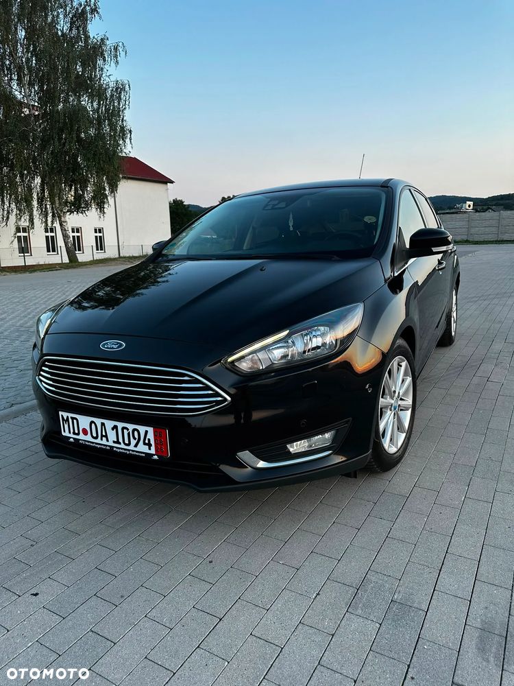 Ford Focus 1.0 EcoBoost Titanium - 1