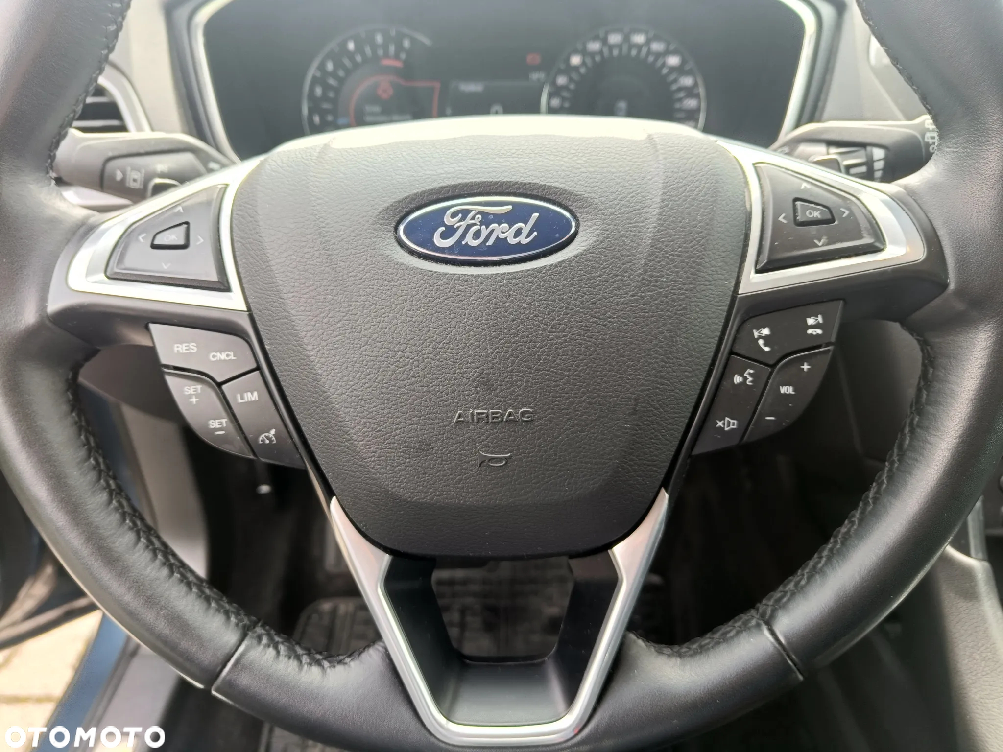 Ford Mondeo 2.0 EcoBlue Titanium - 20
